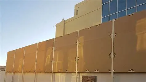 سواتر قماشية